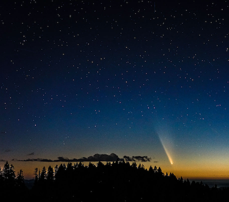 C-2023-A3-astrophoto-captured-over-Pacific-ocean