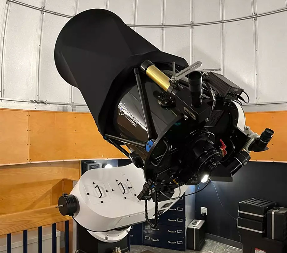 New Milford Observatory unveils advanced 17-inch PlaneWave telescope