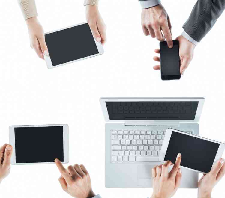 Smartphone sales globally hit $522B in 2018