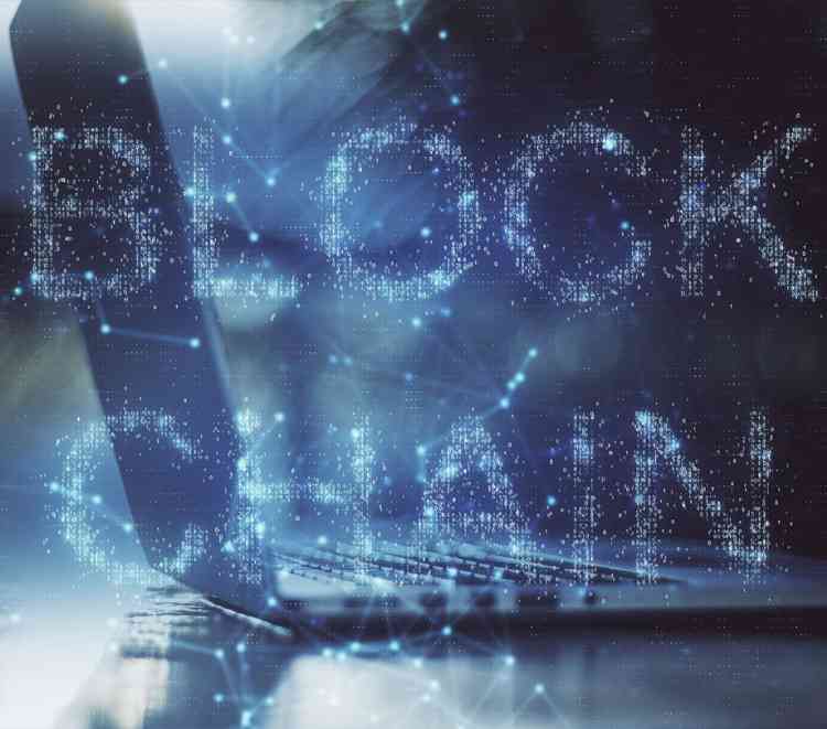 AI dApp builder and blockchain land from Seneca