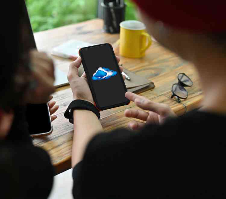 Android cloud backup app scaled to 800K users with no team