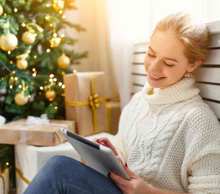 Apple submissions will be accepted during the holidays