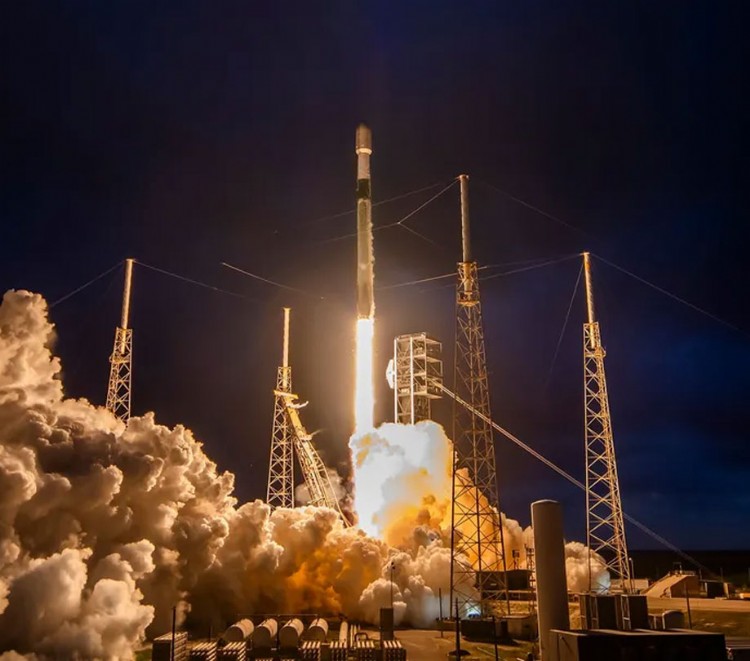 The startup bringing space telescopes to everyone