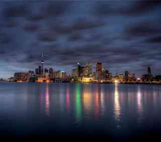 Canada-sky-glow-is-less-than-in-the-United-States
