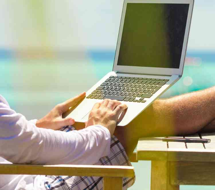 Code on the beach at the Build Stuff conference