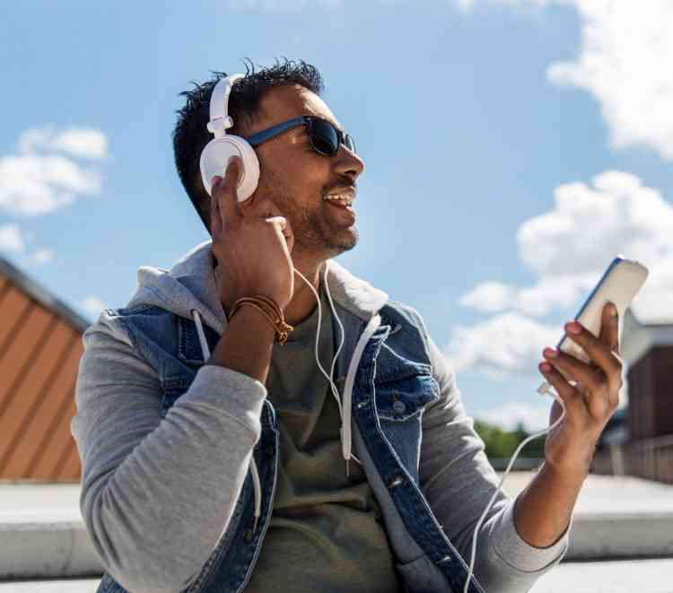 Digital music platform announces Hyperverse concert