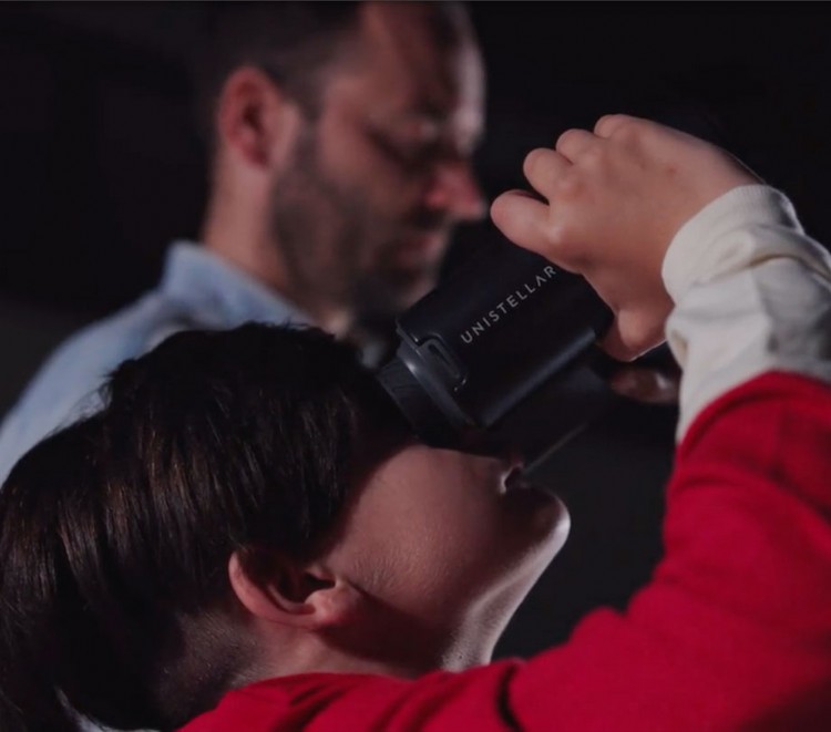 Unistellar ENVISION smart binoculars