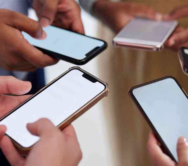 EU says Apple breached DMA regulations