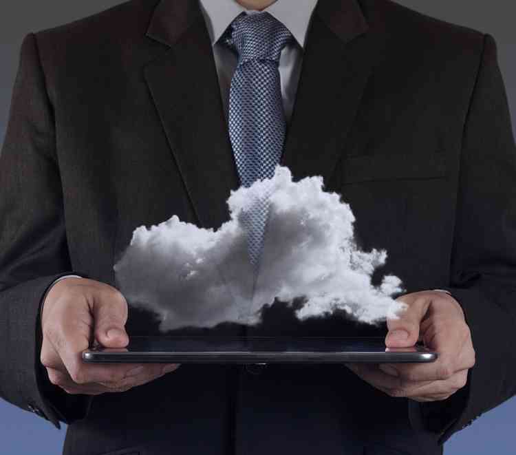AI computing and HPC just got better with the HGX2 cloud server