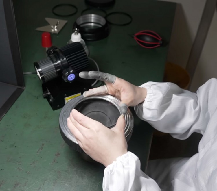 How a Vixen telescope is made