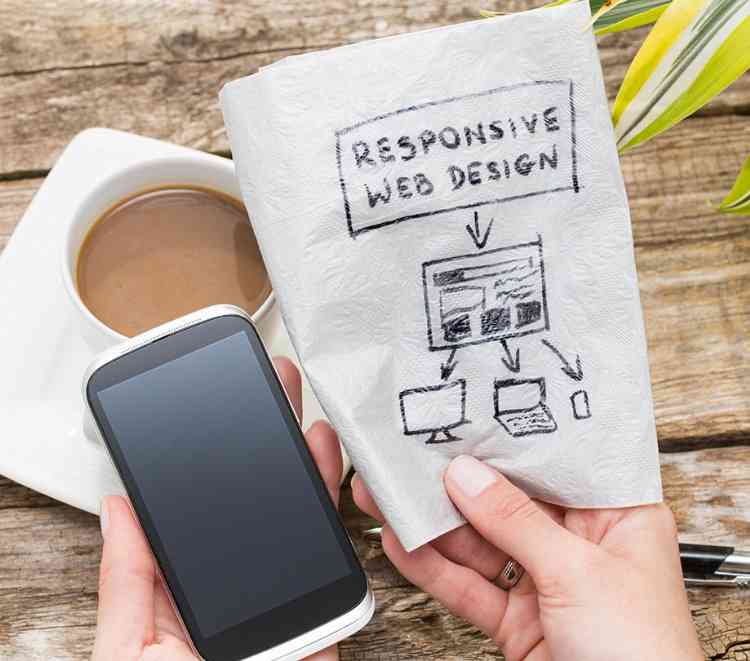 Magento Progressive Web Applications (PWA) Studio marches in