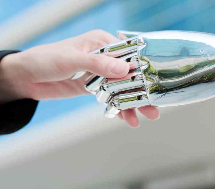 Robot to interact with guests at Sprint exhibit