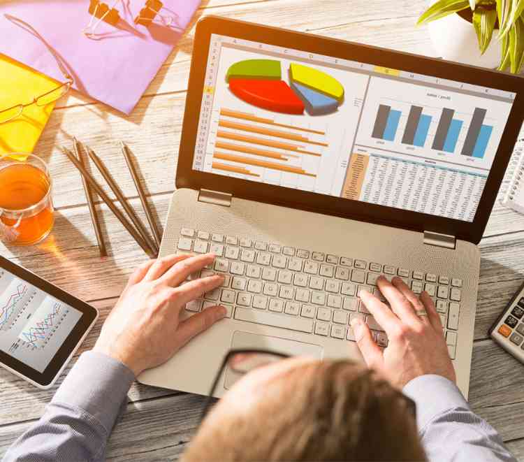 Social intelligence platform lands