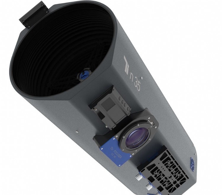 Super fast hyperbolic newton astrograph by Telescopi Italiani