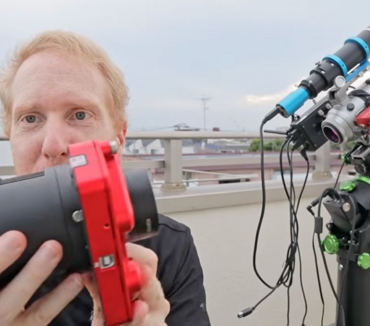 Tilt adjustments for astrophotography made easy