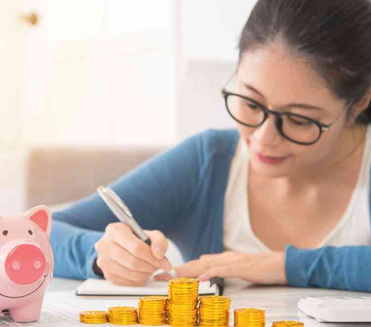 Women are using financial apps more than men says Liftoff report