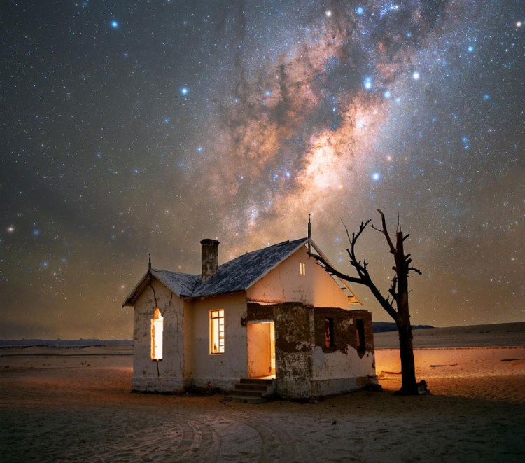 Abandoned House by Stefan Liebermann