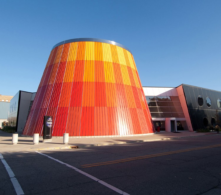 About the Delta College Planetarium