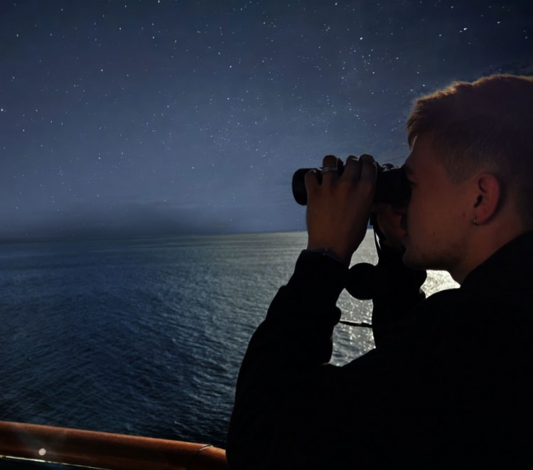 Austin Harris Binoculars Stargazing ScopeTrader
