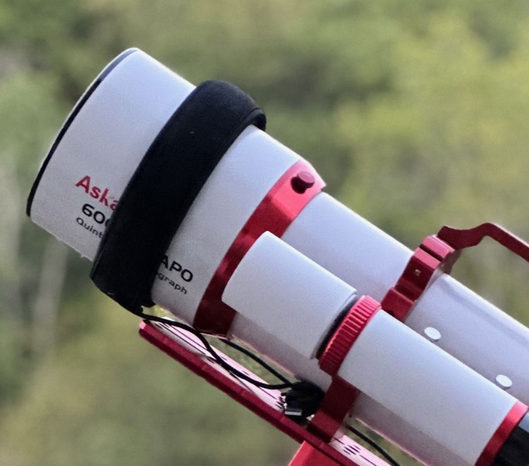 Batteries and dew heaters my setup