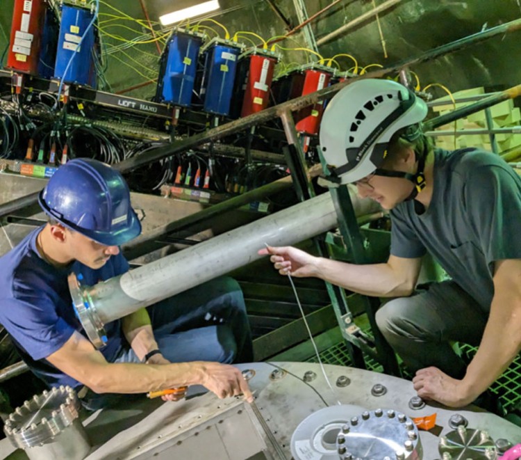 Building the worlds ultimate neutrino observatory