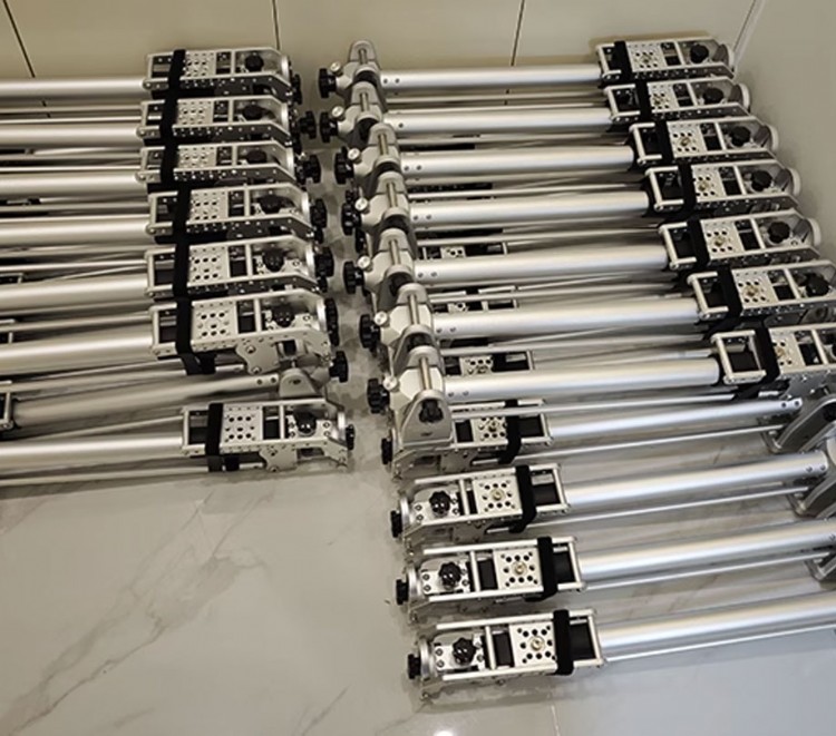 Designed for small and medium sized binoculars