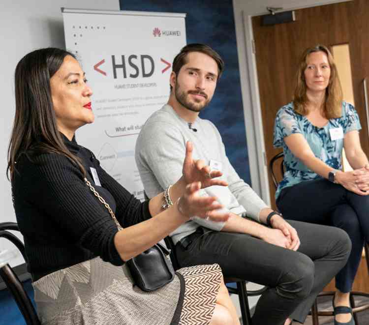 Encouraging students and developers to get involved in the tech industry