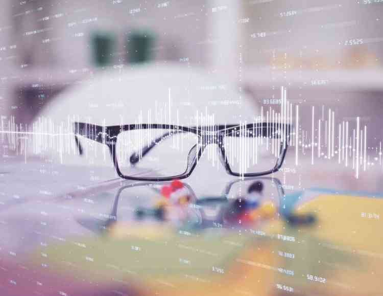 Example of smart glasses