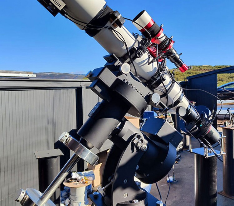 FG80 telescope friction mount APO