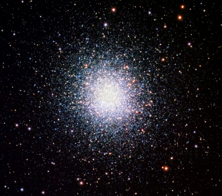 M13 captured using Askar FRA600 Richard Harris for ScopeTrader