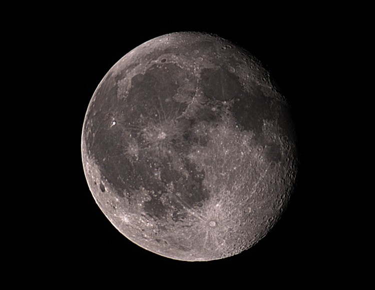MoonPreparing to record the lunar surface impact