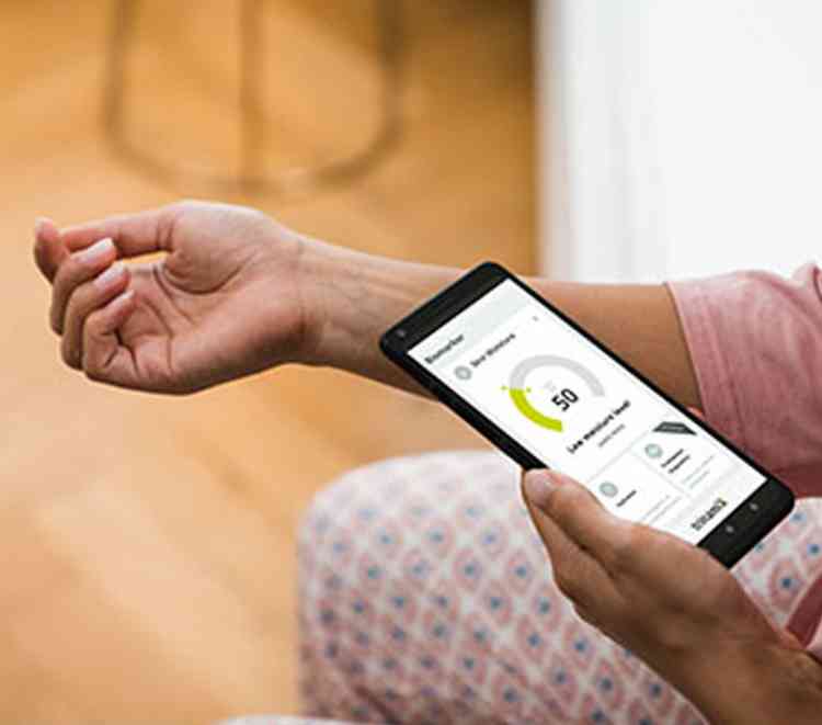 Revealing the secrets of our skin with a smartphone