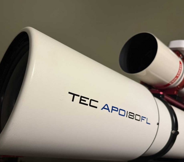 TEC 180 FL and Takahashi FSQ 106 EDX4