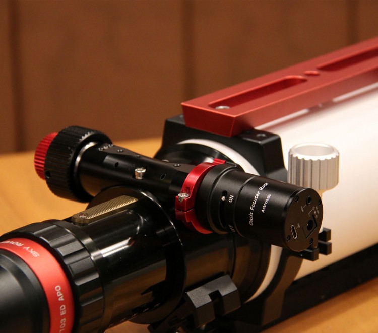 The Oasis Focuser Roe uses gears instead of coupling