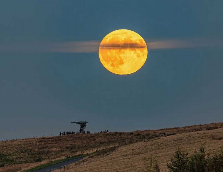 October Super Hunter Moon brings a double treat with Harvest Supermoon