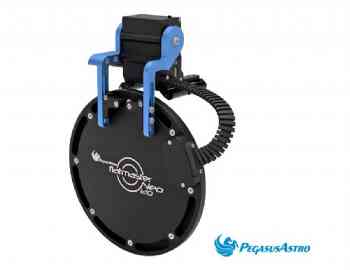 Retractable LED flat-field panel FlatMaster Neo 120 launches