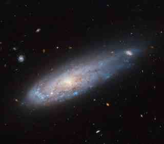 Hubble-captures-image-of-a-celestial-cannonball Hubble-captures-image-of-a-celestial-cannonball