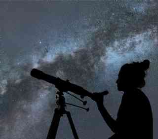 No-autofocus:-Visual-astronomy-only-requires-you-and-a-telescope No-autofocus:-Visual-astronomy-only-requires-you-and-a-telescope